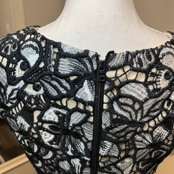 Alice + Olivia Butterfly and Flower Black Lace Top, Size Small - Picture 11 of 14